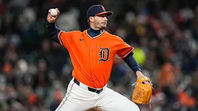 Detroit Tigers pitcher Burch Smith throws a baseball