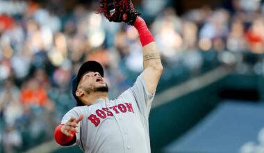Red Sox interim manager Chad Tracy shares Willson Contreras’ injury outlook after loss to Phillies