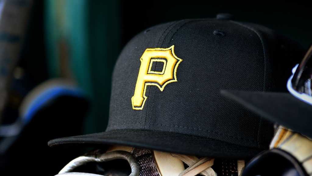 Blue Jays play the Pirates leading series 1-0