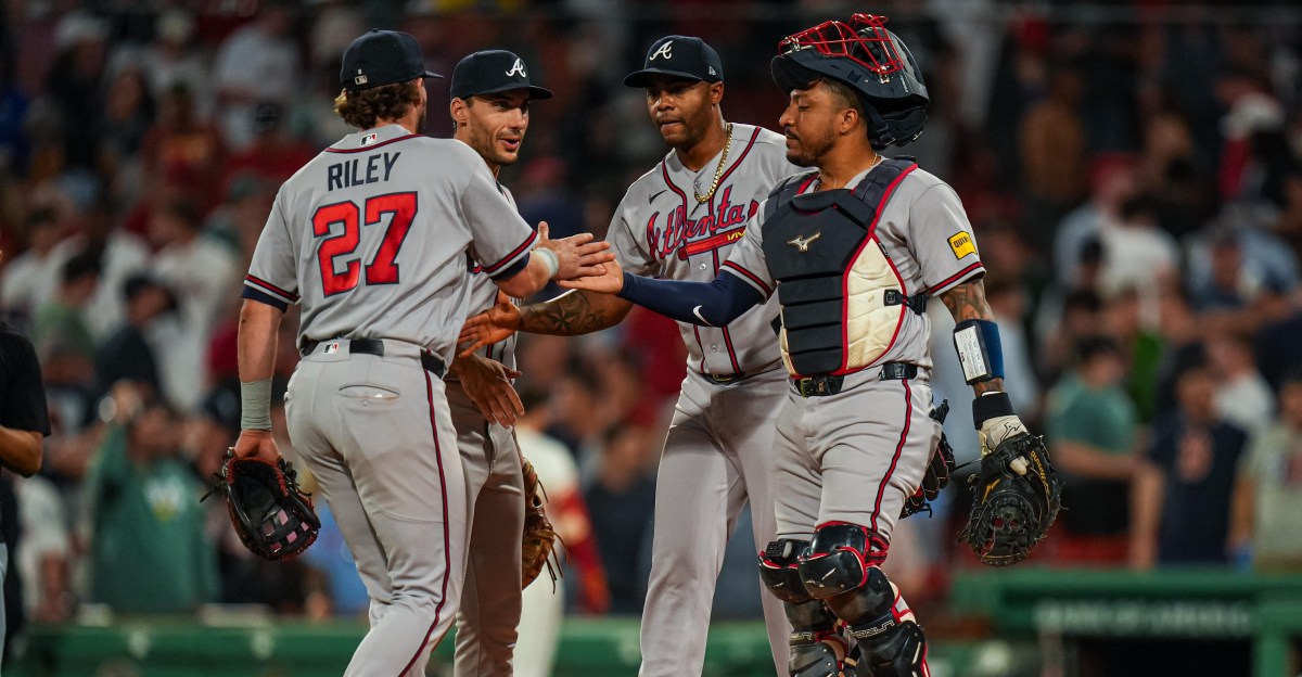 Atlanta Braves News: Close win at Fenway, remembering Bob Horner, more