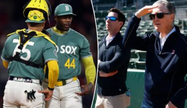 Plane flies over Fenway Park to urge John Henry to sell Red Sox