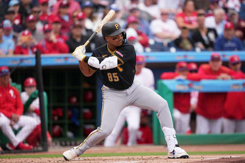 Esmerlyn Valdez hits first career home run as Pirates beat Blue Jays 4-1 to avoid sweep – Butler Eagle
