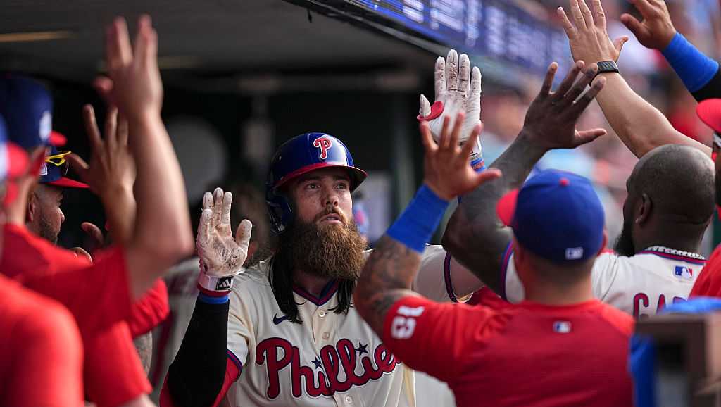 Philadelphia Phillies beat the Chicago White Sox 9-5