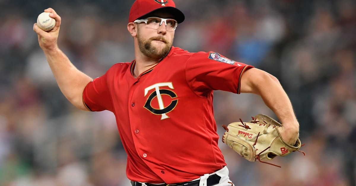Desperate for pitching, Royals acquire pitcher Randy Dobnak