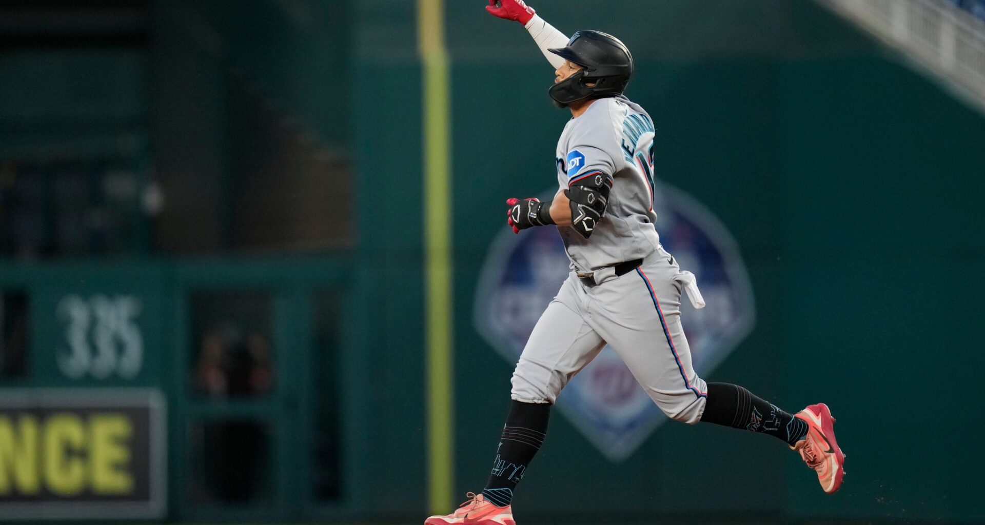 Marlins hit 3 straight homers and hold Nationals hitless until 6th inning of 7-3 victory