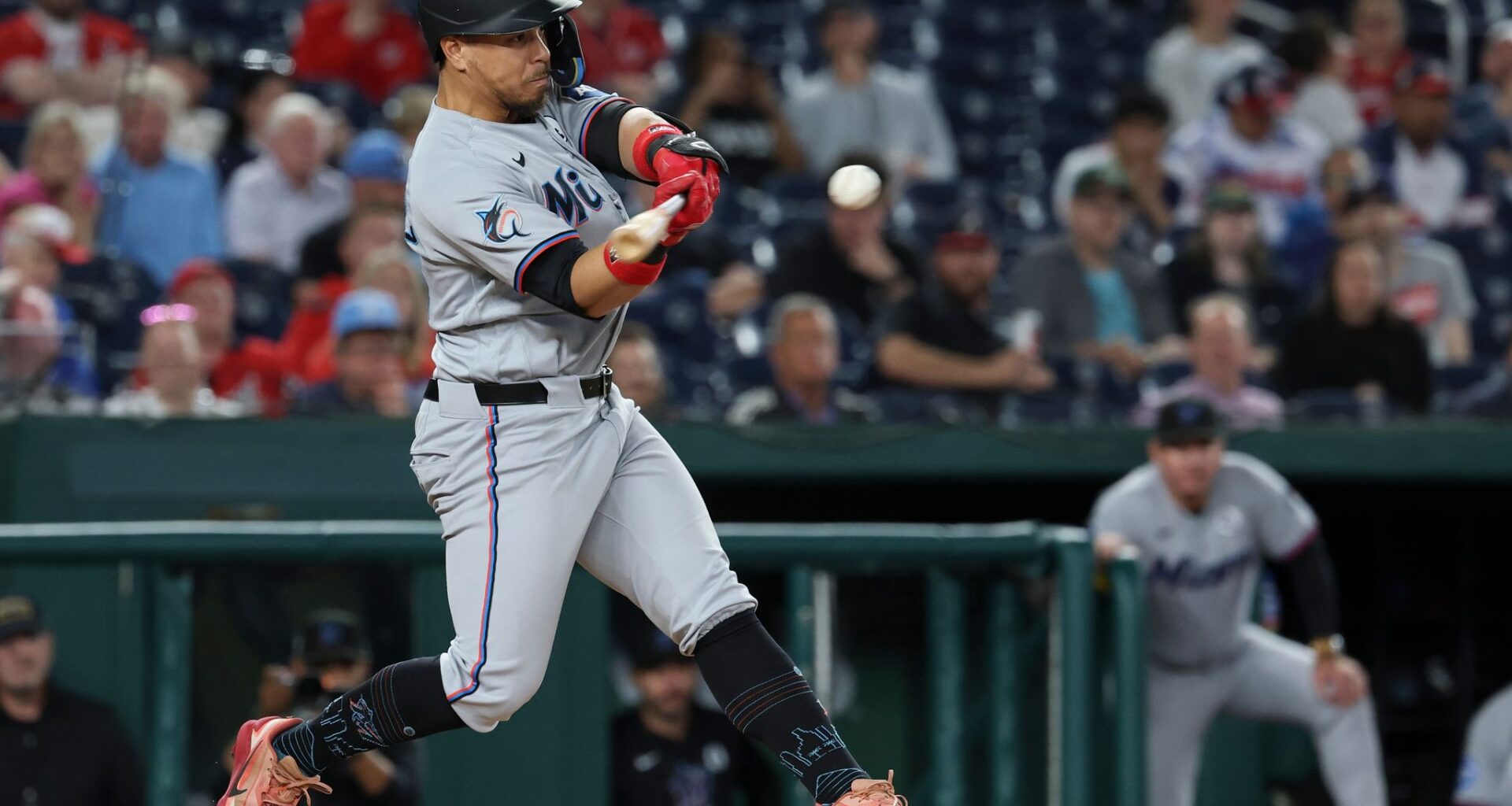Marlins hit 3 straight homers and hold Nationals hitless until 6th inning of 7-3 victory