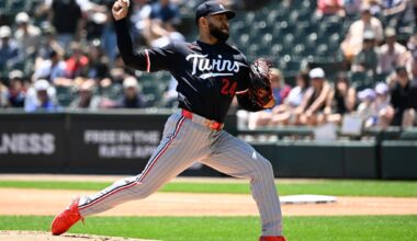 Blue Jays acquire right-hander Simeon Woods Richardson from Twins for cash