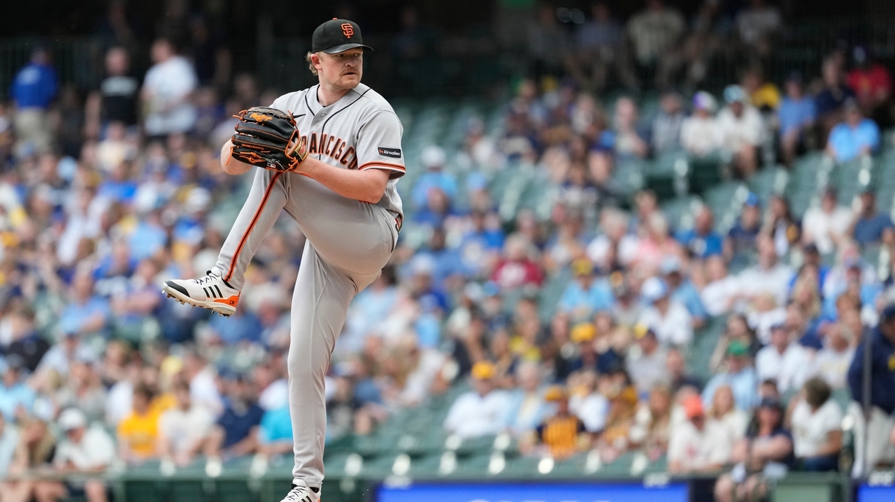 Giants' Logan Webb carries no-hitter into 7th inning of 1-0 victory over Brewers