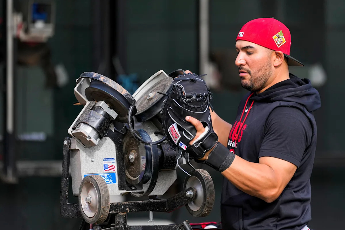 Cincinnati Reds catcher Jose Trevino’s return from IL pushed back