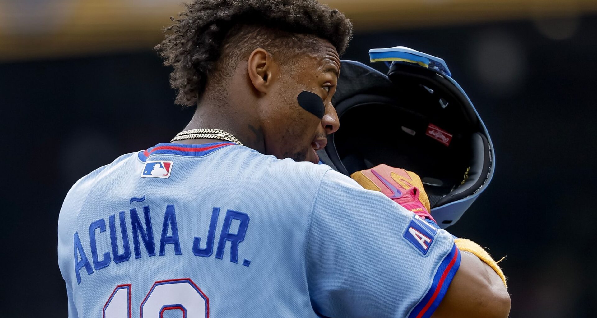 Braves' Acuña leaves game at White Sox with tightness in left hamstring, his 2nd injury of season