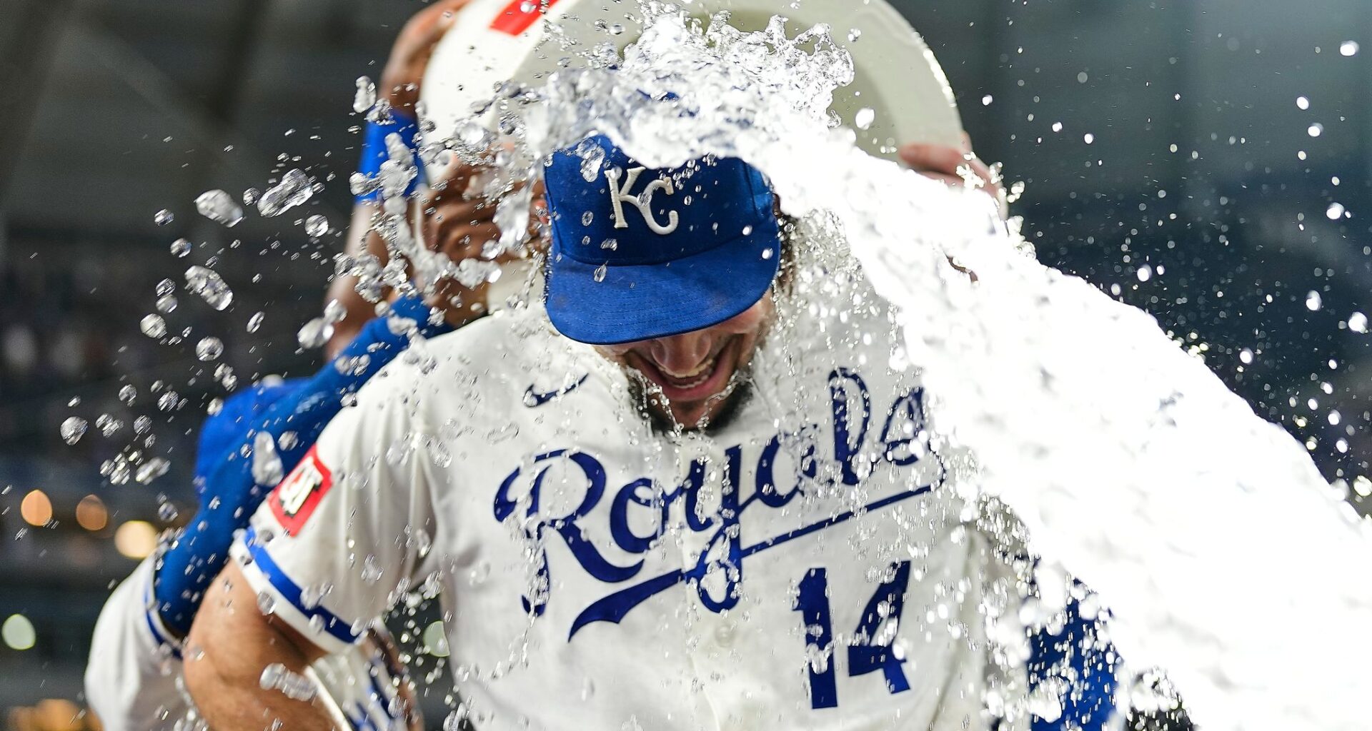 Jac Caglianone homers twice for the Royals in a 5-3 win over the Rangers