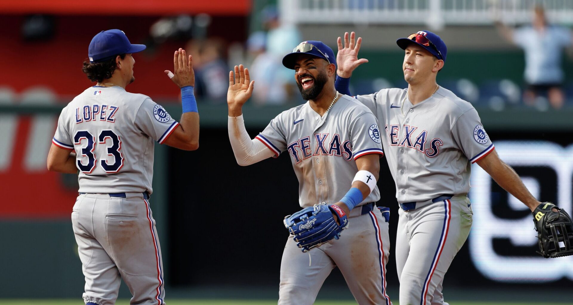 Rangers find edge in phantom rain delay, show 'killer instinct' in win