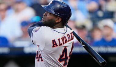 Alvarez hits 2 HRs, including a grand slam, in the first inning as Astros beat Royals 10-8