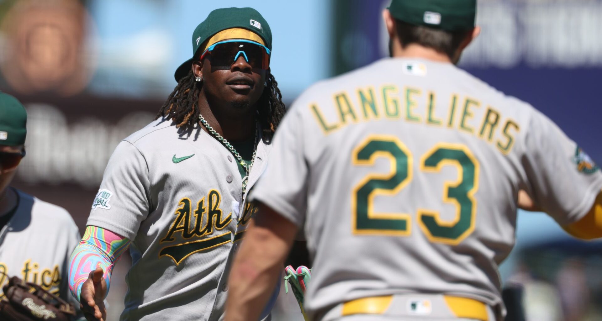 Athletics rally for a 9-6 win over the Giants with 4 runs in the ninth with 2 out