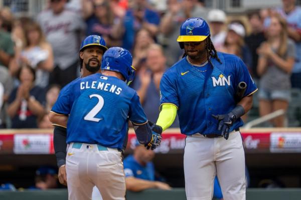 Twins blow 7-0 lead, top Rockies in 10 innings