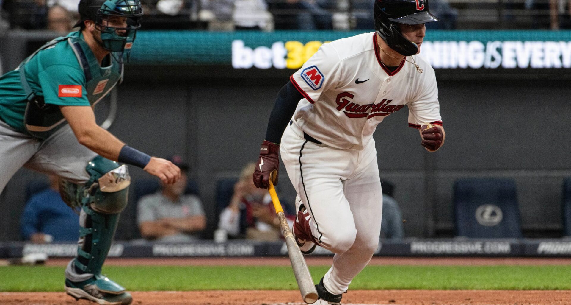 Cooper Ingle's first major league hit drives in 2 runs, Guardians edge AL West-leading Mariners 4-3