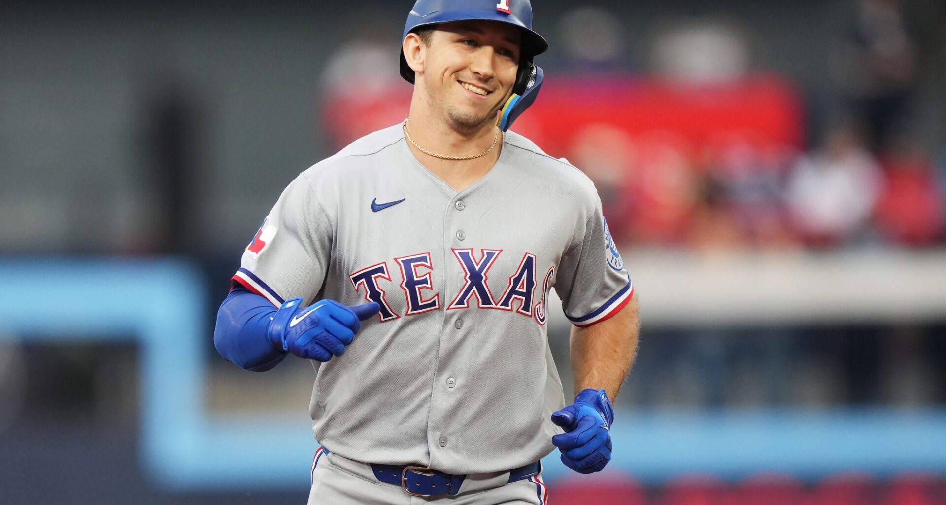 Rangers put OF Wyatt Langford on 10-day IL with strained left hamstring, activate OF Evan Carter