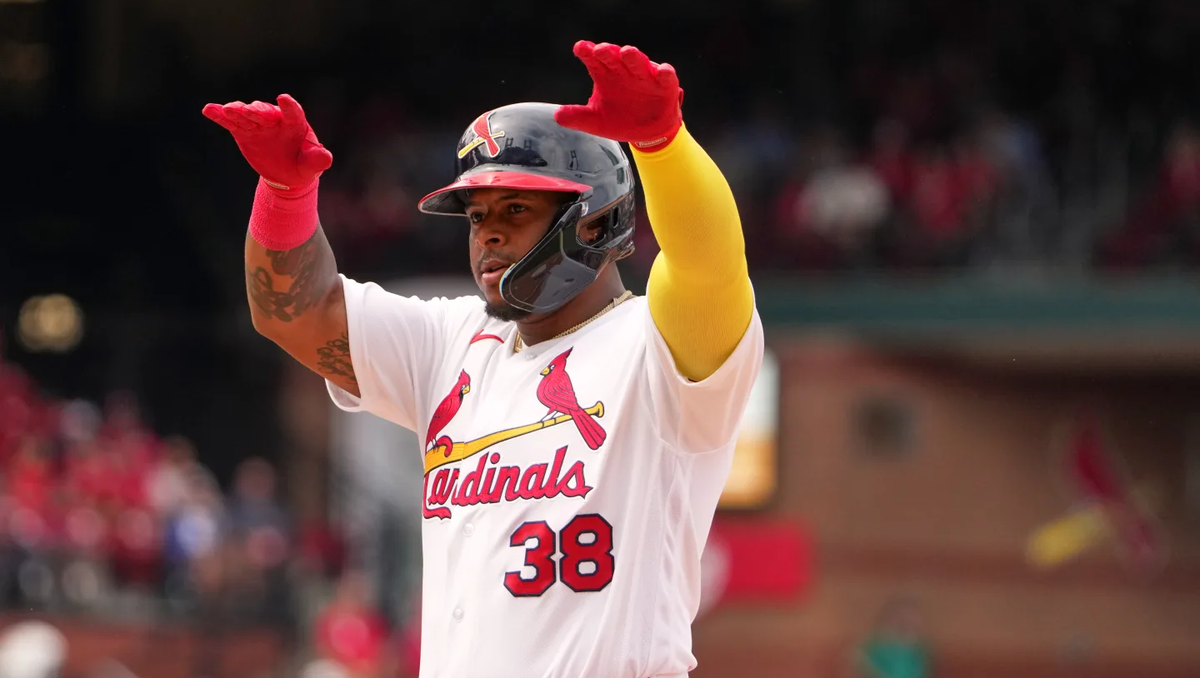 St. Louis Cardinals rally past crumbling Reds 5-3 for series sweep