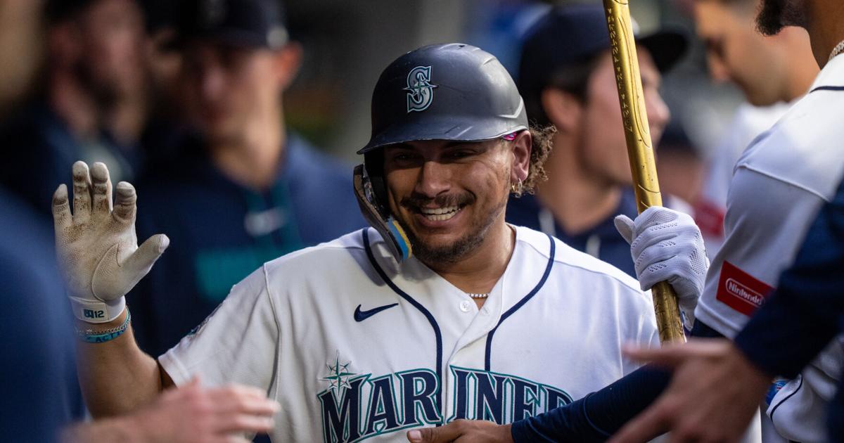 Cole Young’s single in 10th gives streaking Mariners another walk-off win, 3-2 over Mets | National Sports