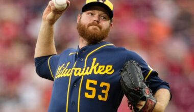 Brewers pitcher Brandon Woodruff returns from the IL and records his 900th career strikeout | MLB
