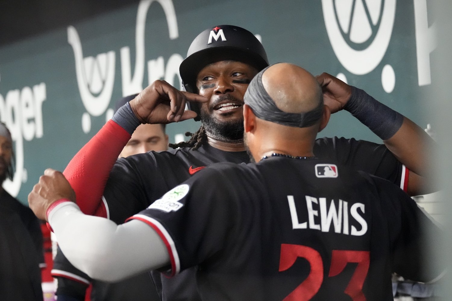 Twins 12, Rangers 2: Twins Ambush the Rangers With 17 Hits in a Much-Needed Laugher - Twins