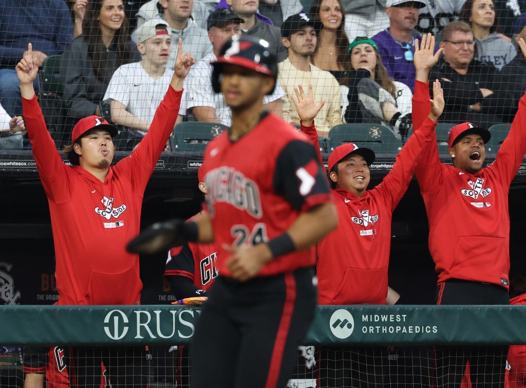 Chicago White Sox score their most runs since 1970 with 22-1 rout