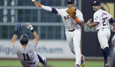 Astros place SS Jeremy Peña on 10-day IL with mild calf strain