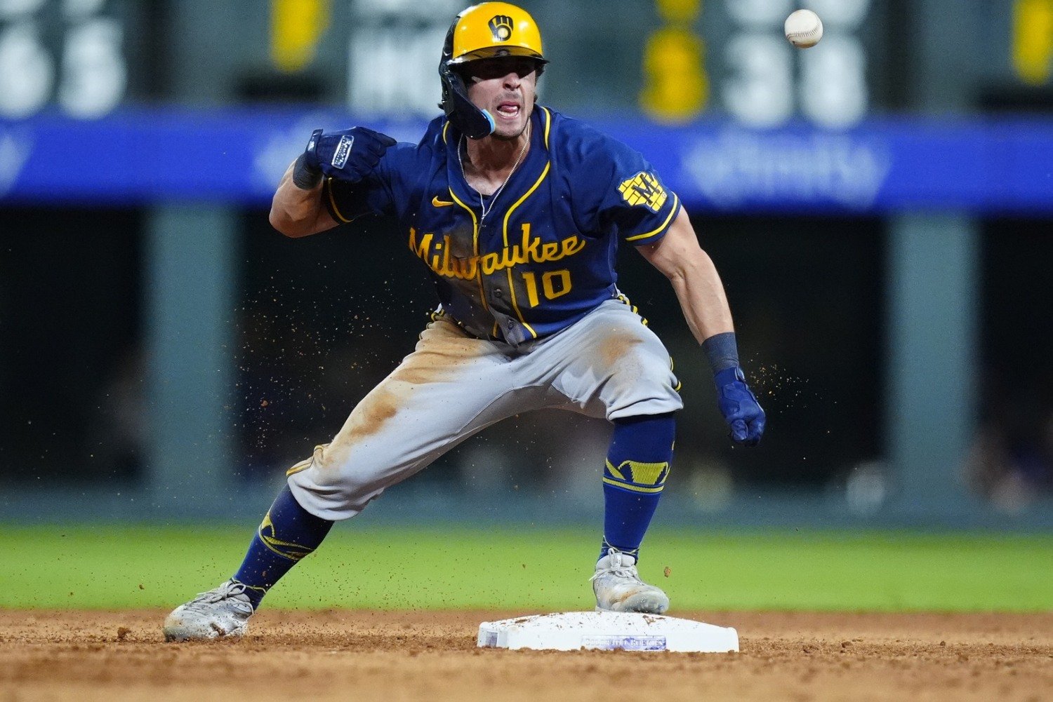Brewers Week In Review: Dueling with the NL West - Brewers