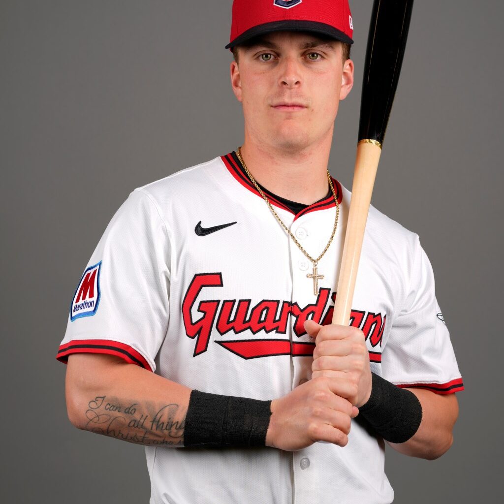 Recent trades give clues on plans for Cooper Ingle, Ralphy Velazquez