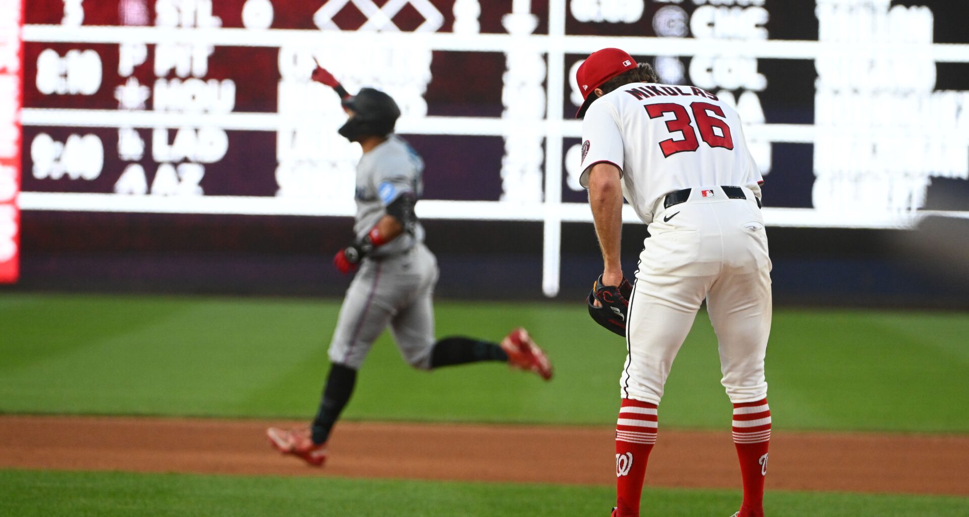 Thrice as nice: Marlins power way to series victory - Marlins