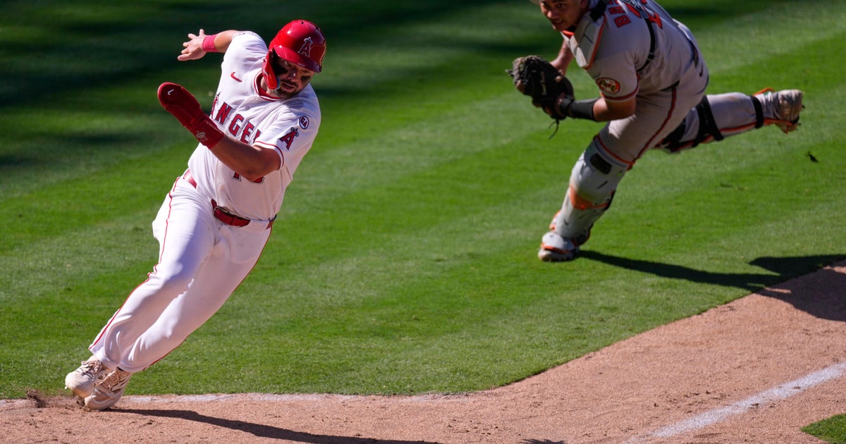 O'Hoppe's 10th inning single drives in winning run as Angels rally over Orioles 7-6