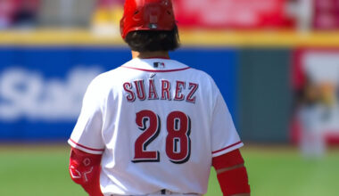 Late homer by Eugenio Suarez gives the Reds a win in Pittsburgh