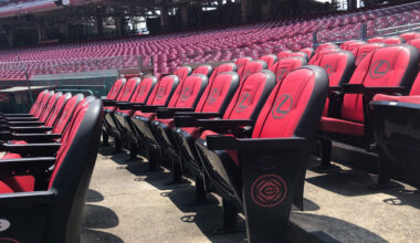 Early bases-loaded homer helps Royals slam Cincinnati Reds, 9-2