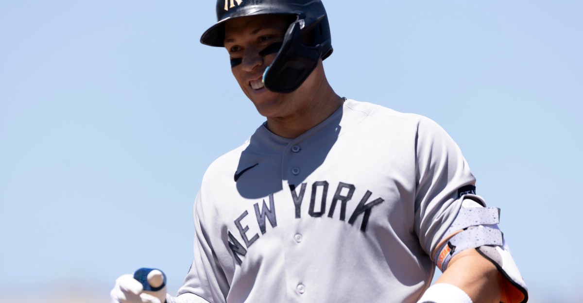 Yankees news: Catcher swap! J.C. Escarra demoted, Ali Sánchez called up