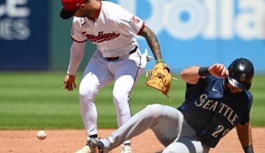 Disaster inning undoes Mariners in 6-5 loss to Guardians