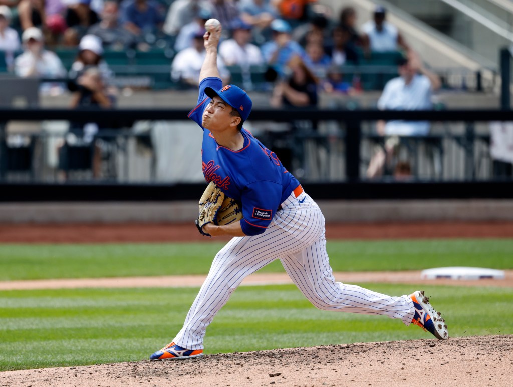 New York Mets pitcher Kodai Senga throws to the Philadelphia Phillies in the fifth inning.