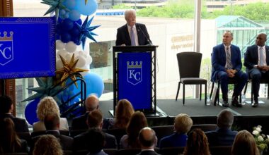 Kansas City Royals new ballpark: How emails reveal the path to Crown Center