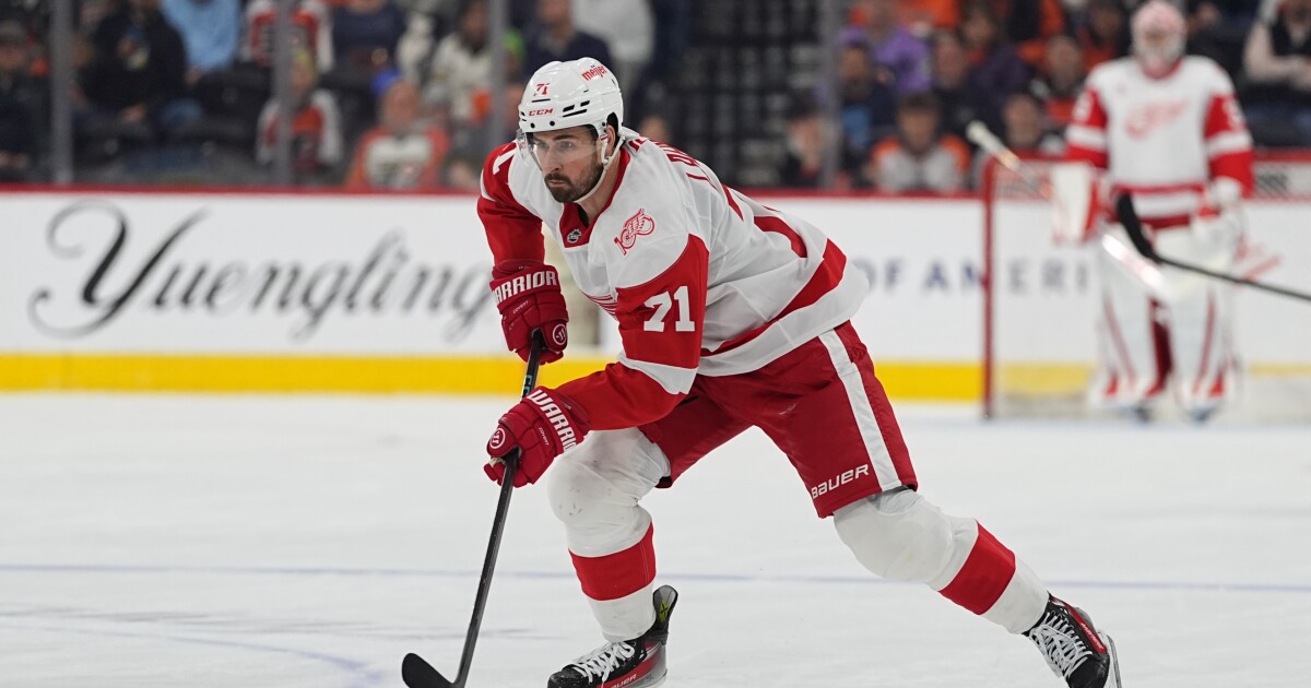 John U. Bacon on Tigers' turnaround; Red Wings' options after Larkin's trade demand