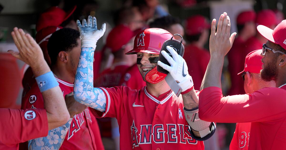 Zach Neto's home run helps power Angels to comeback victory over A's