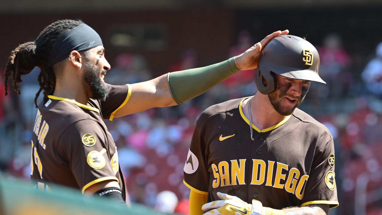 Padres avoid sweep salvaged by big offensive performance against Cardinals