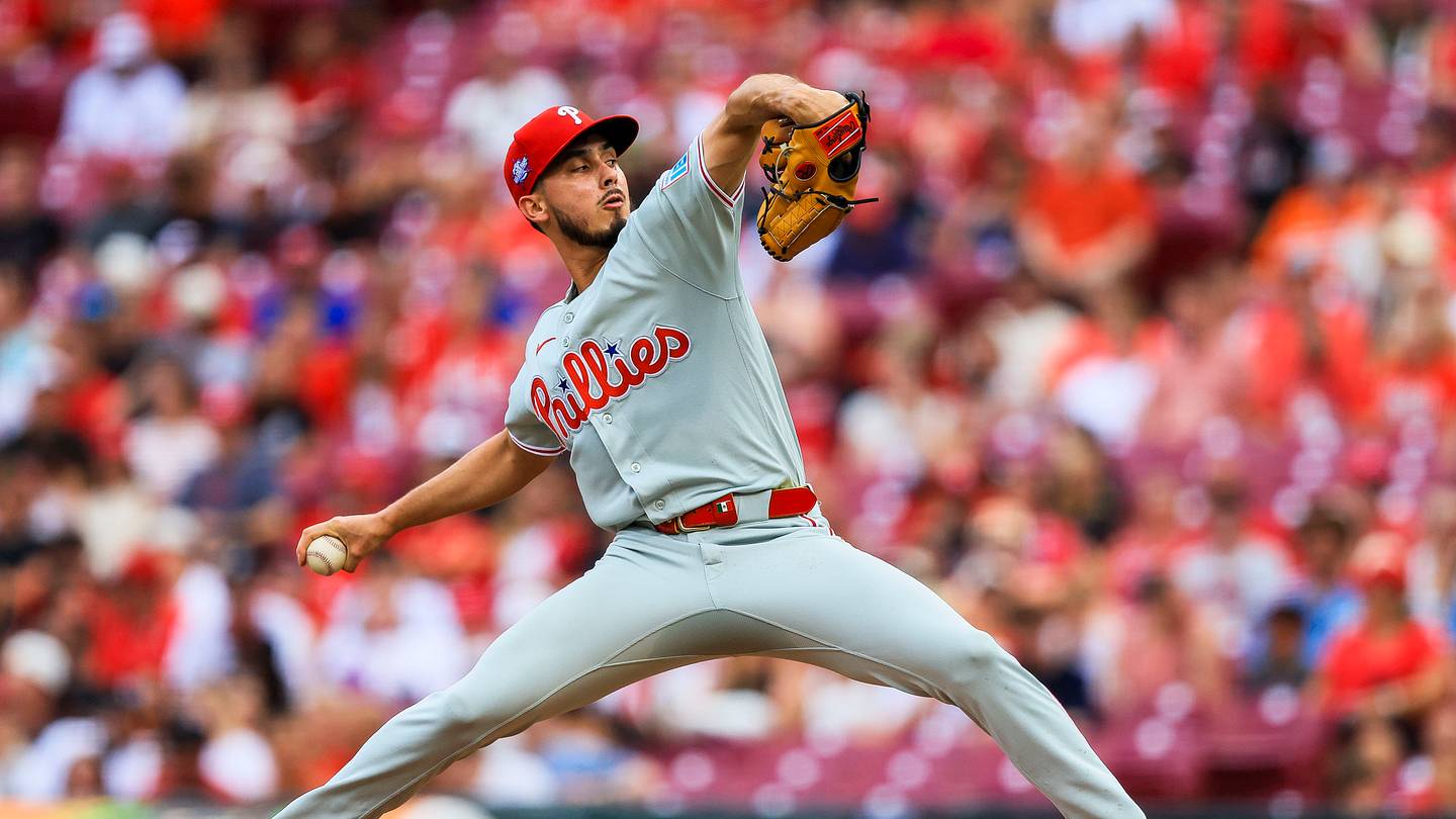 Phillies Have Major Problem in Starting Rotation That Needs To Be Addressed