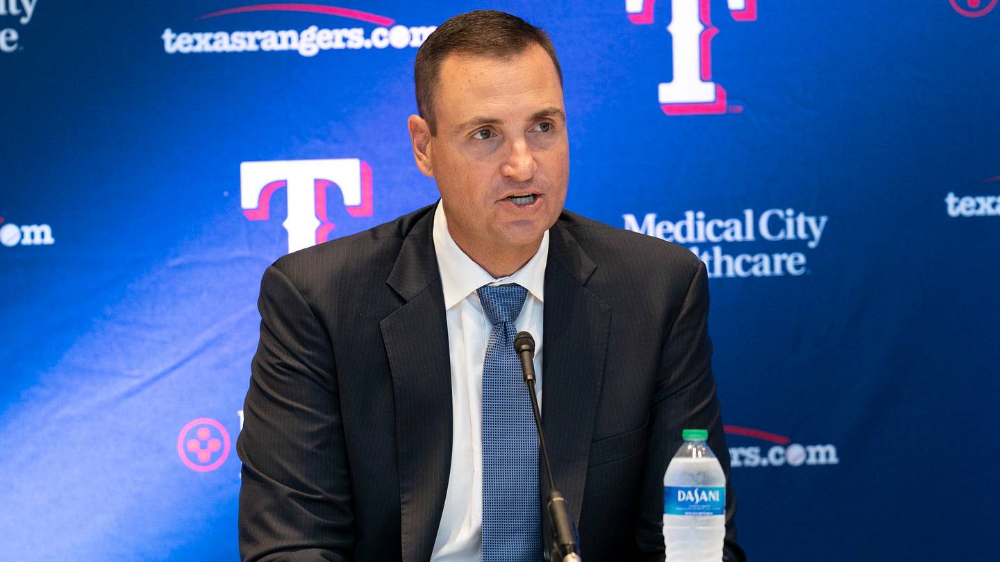 Should Rangers Seek Cheap Trade Deadline Reunion to Bolster Rotation?