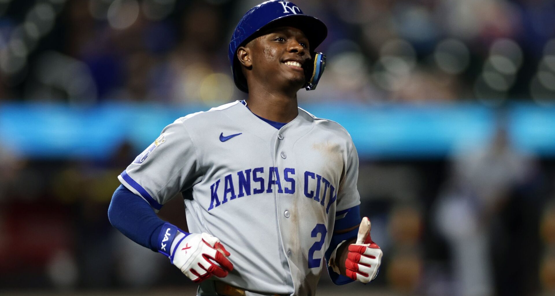 Tolbert ties MLB record with hits in 12 straight plate appearances as Royals rally past Mets 16-12