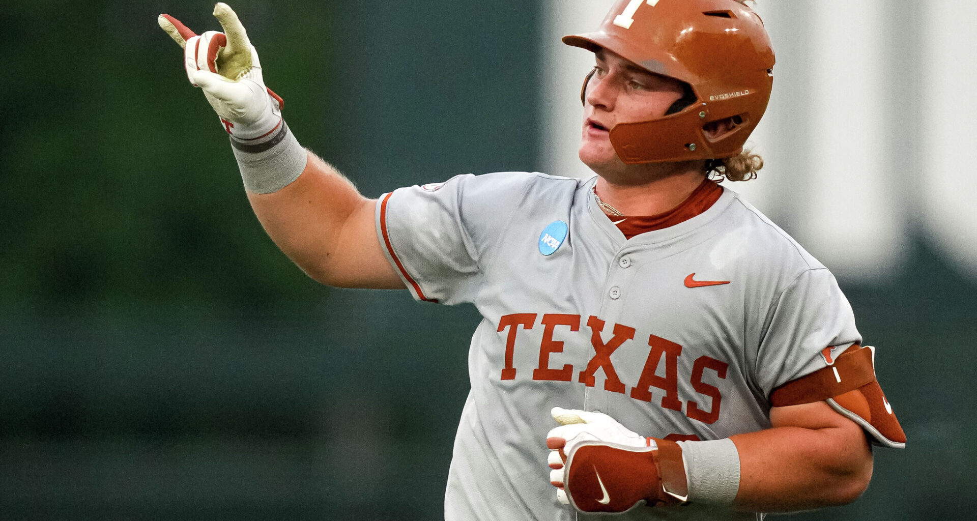 Texas' Carson Tinney selected by Twins in 2nd round of 2026 MLB draft