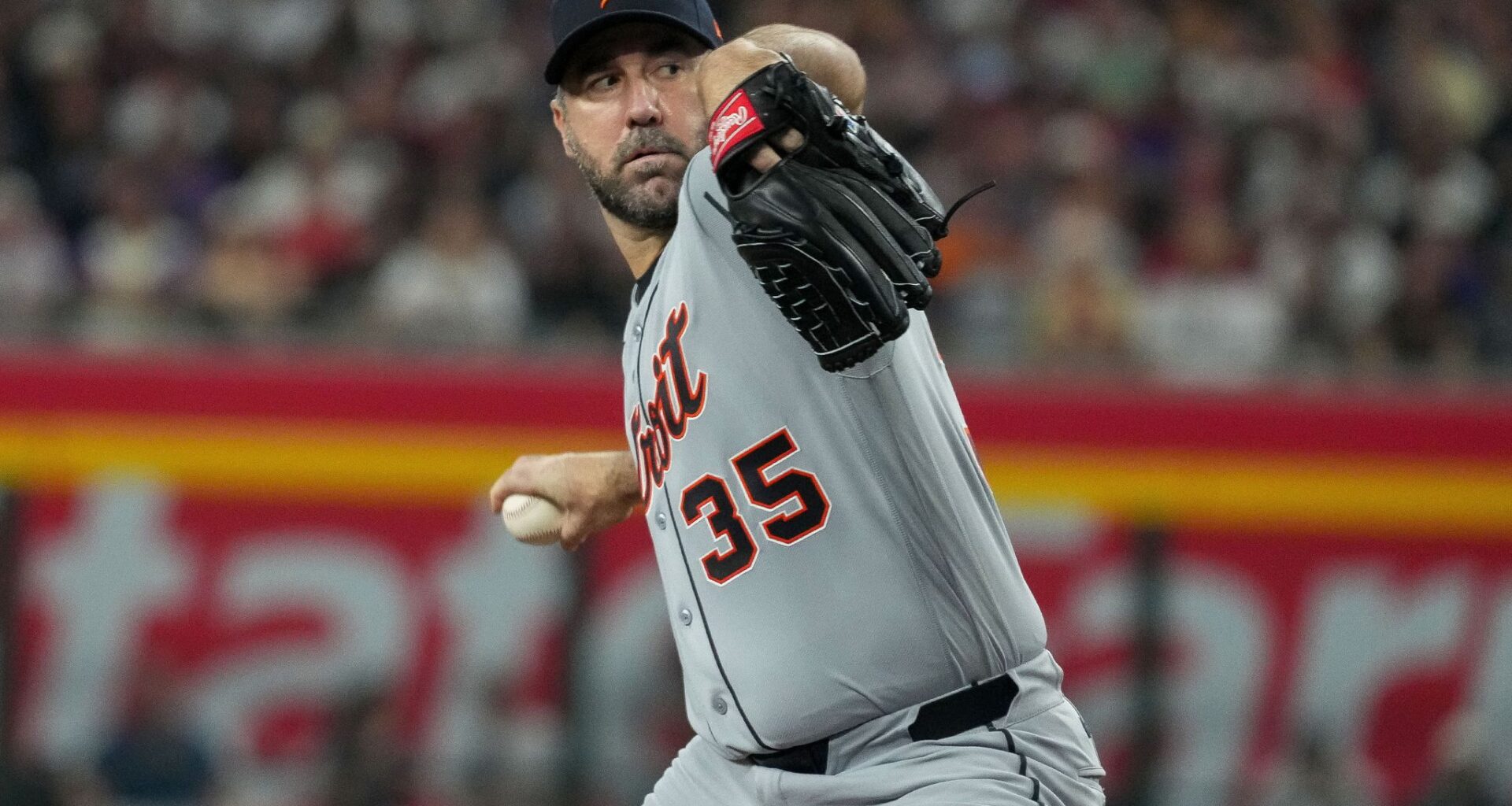 A rare warm ovation in Philadelphia for Tigers star Justin Verlander in his final All-Star Game