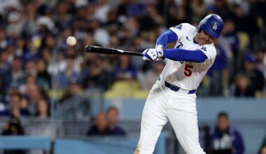Dodgers Sign Exiting New 6-foot-5 Bat During Phillies Series
