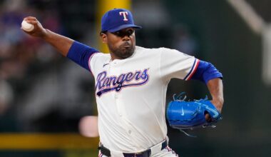 Joc Pederson hits first 2 of Rangers' 4 homers in 7-3 win over Mariners to take key AL West series