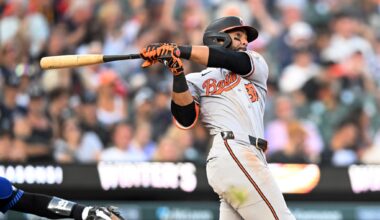 Holliday's 4 hits, Orioles' 3 homers leads to an 8-5 victory over the Tigers