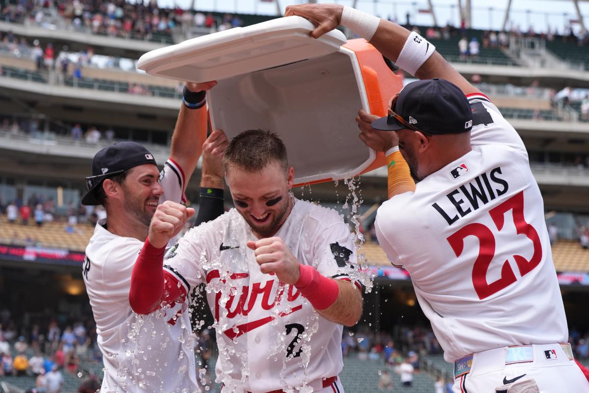 Twins star makes it clear they want trade help as Mets lefty joins roster