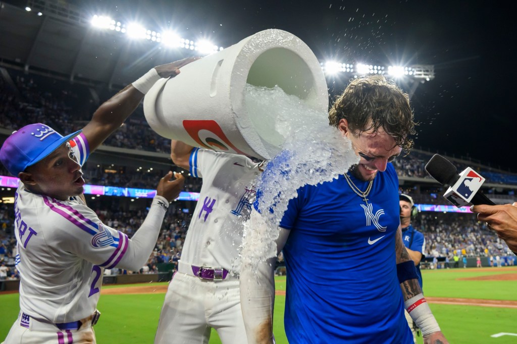 Padres allow 4 runs in 10th, start post-All-Star-break stretch with wild loss to Royals